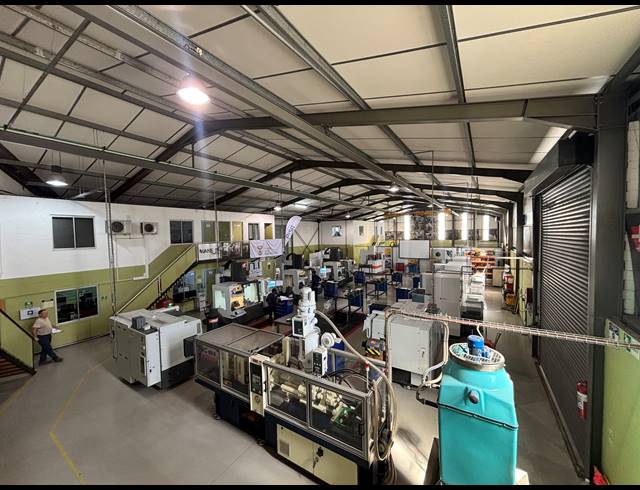 888M² WAREHOUSE TO LET IN BEACONVALE
